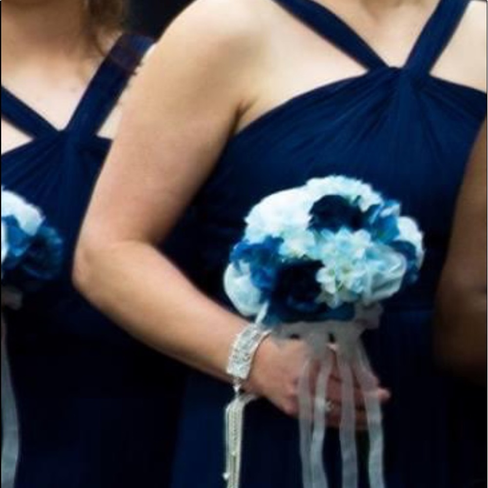 Dress - Picture 4 of 4